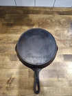 VINTAGE “WAGNER” SIDNEY O ARCH LOGO CAST IRON SKILLET NO.8 HEAT RING