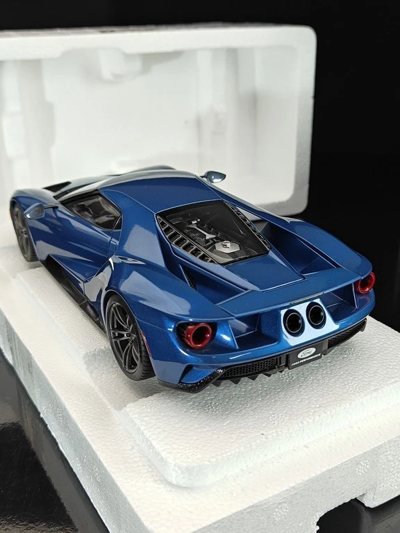 Autoart Ford GT blue 1:18 MY17 72942 - Imagen 2 de 4