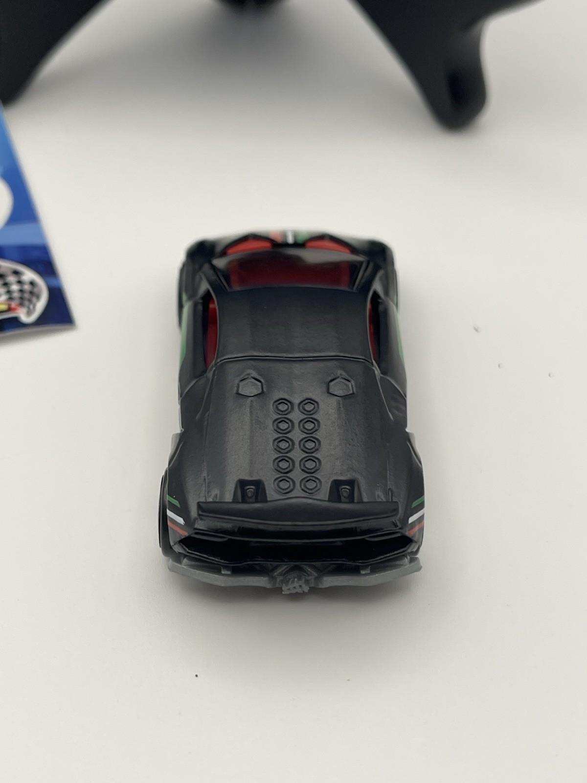 Picture 5 of 6