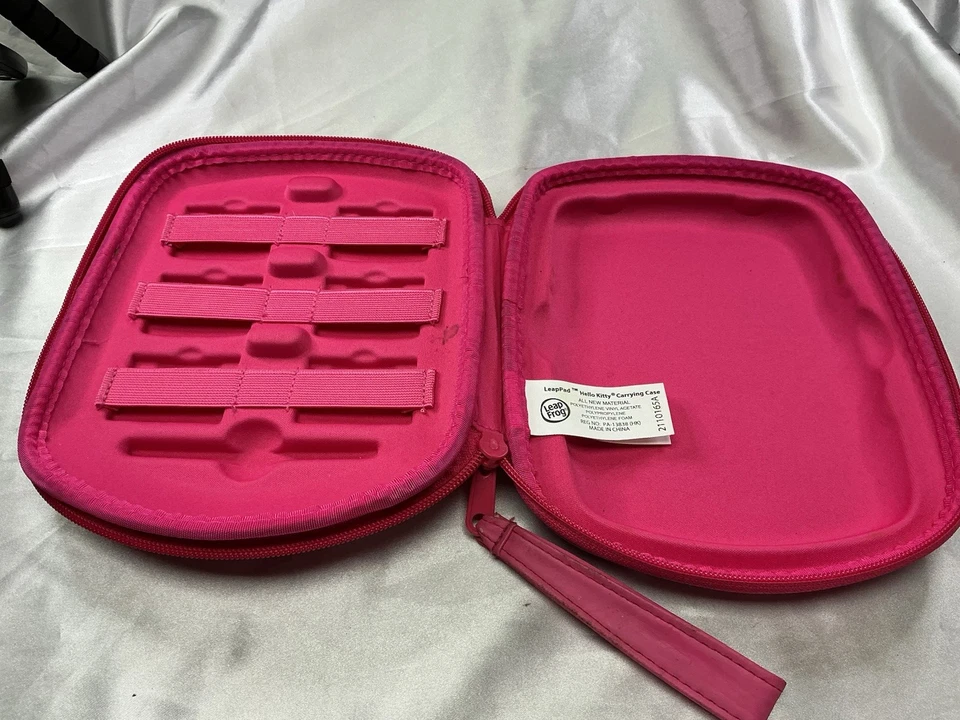 LeapFrog LeapPad Pink Hello Kitty Carrying Case Storage Organize Games - Image 2 of 4