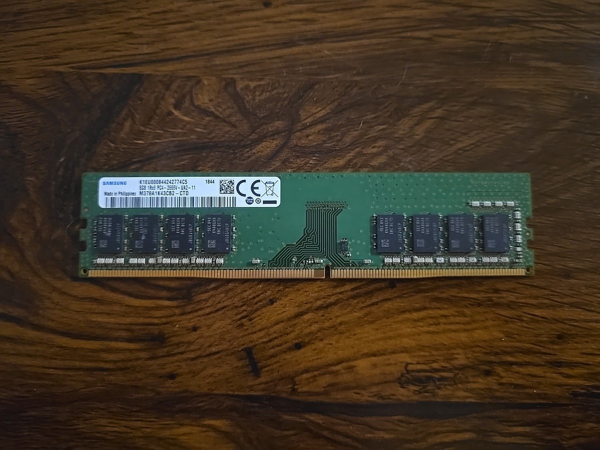 DDR4 Samsung 8GB 1Rx8 RAM Memory PC4-21300 2666MHz PC4-2666V-UA2 