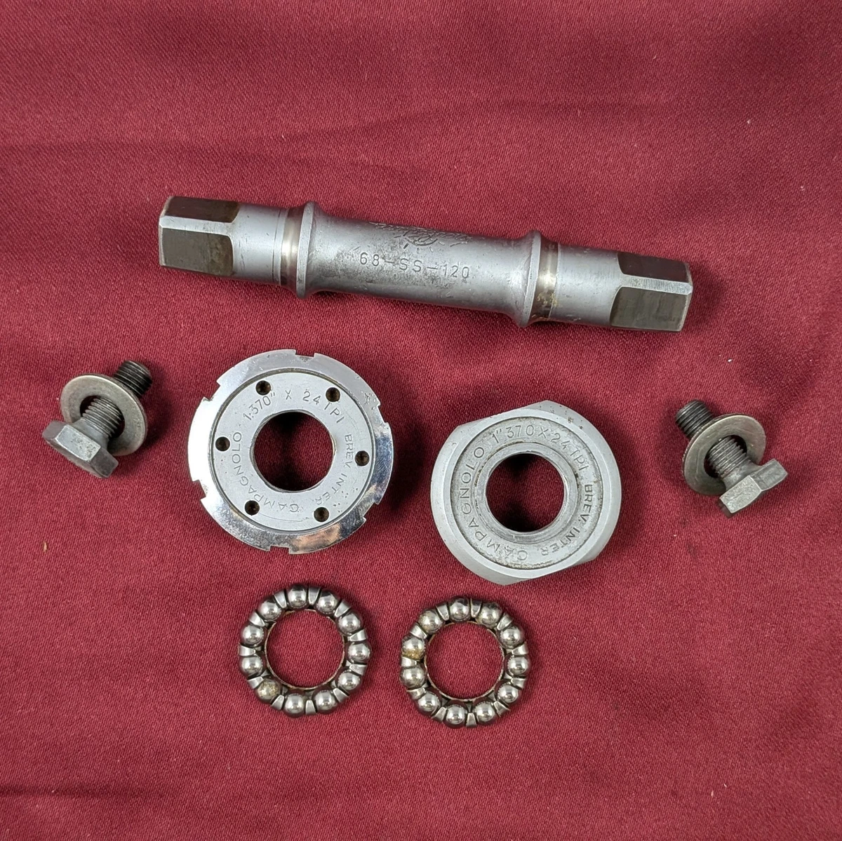 Campagnolo Square Taper-ISO Bottom Brackets 68 mm Shell Width for