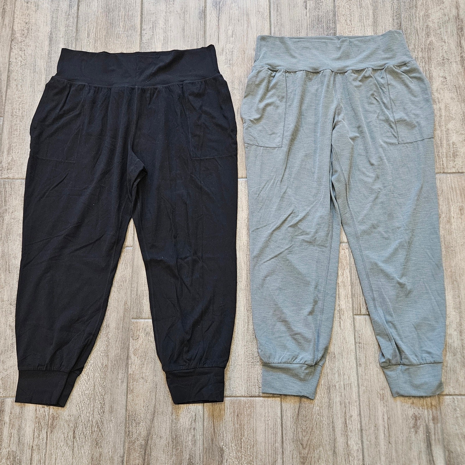 Athleta Salutation Jogger Powervita Lot of 2 Women’s XL Comfort Soft Lounge Pant