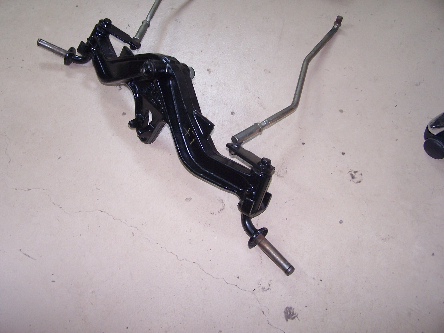 John Deere Lt160 Front Steering Axle # Am131208 M144628 for sale 