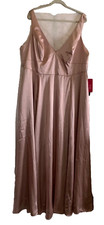 Galina Signiture natural satin gown ‘sand’ size 22