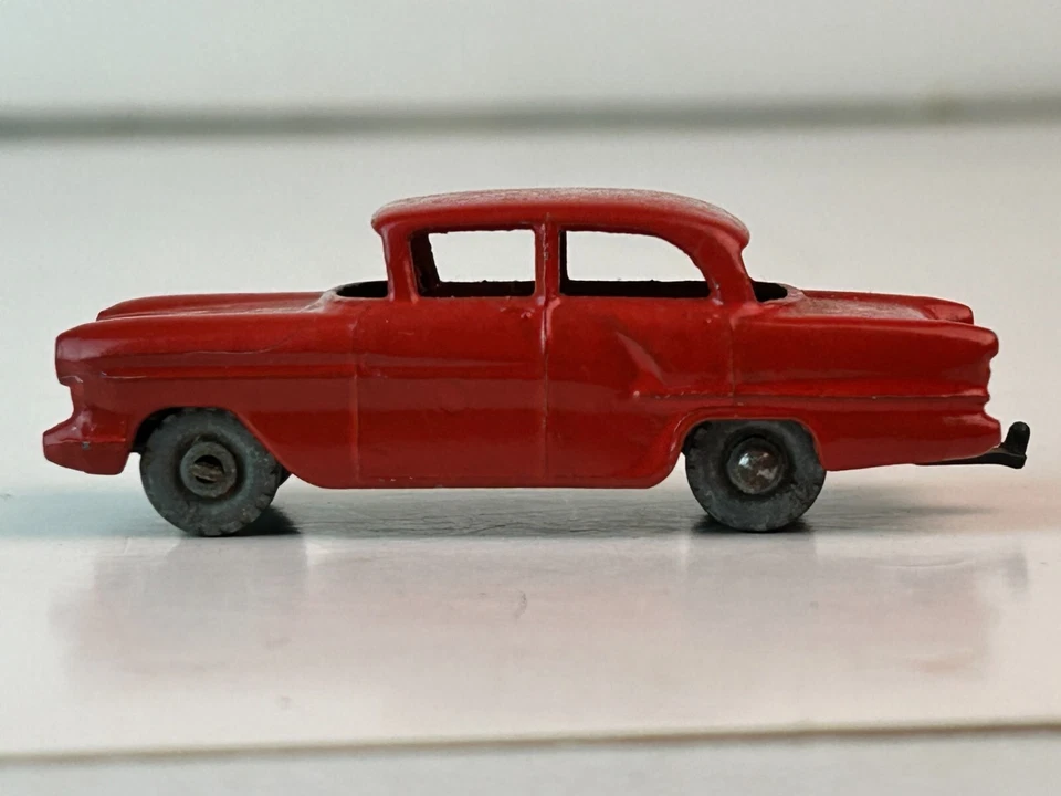 Matchbox Grey Wheel No. 45 Vauxhall Victor, Red Repaint #2 - Image 3 of 4
