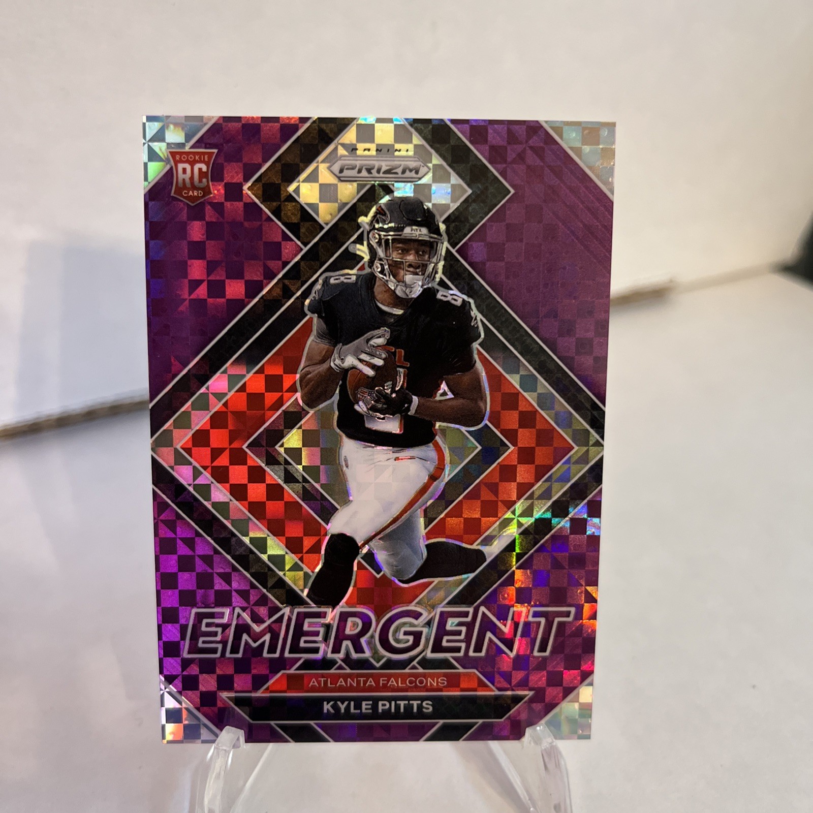 Kyle Pitts 2021 Prizm Purple Power Emergent Rookie 11/49 #E-11 Atlanta Falcons
