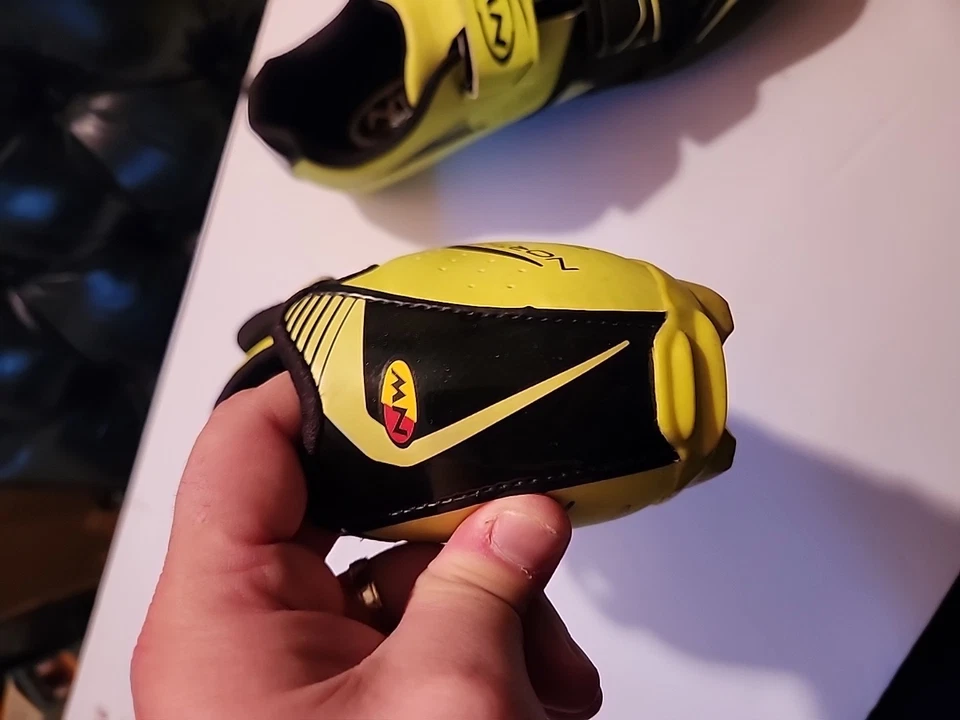 Northwave Spike EVO Black/Yellow Cycling Shoes Size 12 US With 98A Clip - Image 3 of 4