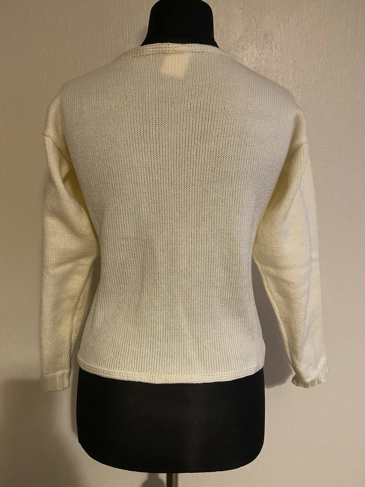 Women's cream vintage cardigan with buttons on front Size 8 Handmade by me - Image 3 of 4