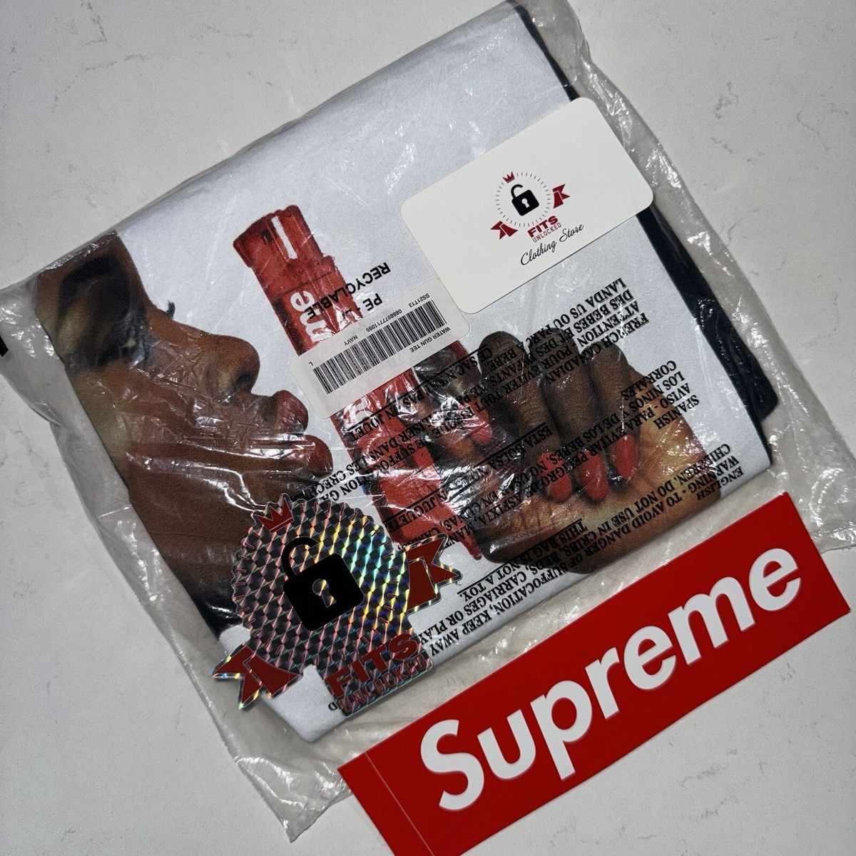 Brand new! Supreme SS21 “Water Pistol / Gun T-Shirt” Size