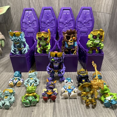 Moose Treasures X King Gold Treasure Mini Figure Toy Lot Of 16 Figures