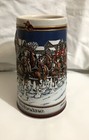 1989 ANHEUSER BUSCH BUDWEISER Holiday Christmas Beer Stein Ceramic Clydesdales — photo 7