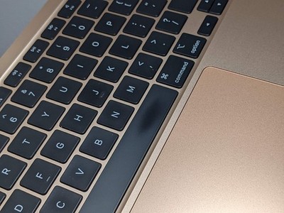 MacBook Air M1 A2337 13