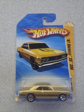 Hot Wheels '67 Chevelle SS 396 Gold 2010 New Models 44/240 Diecast