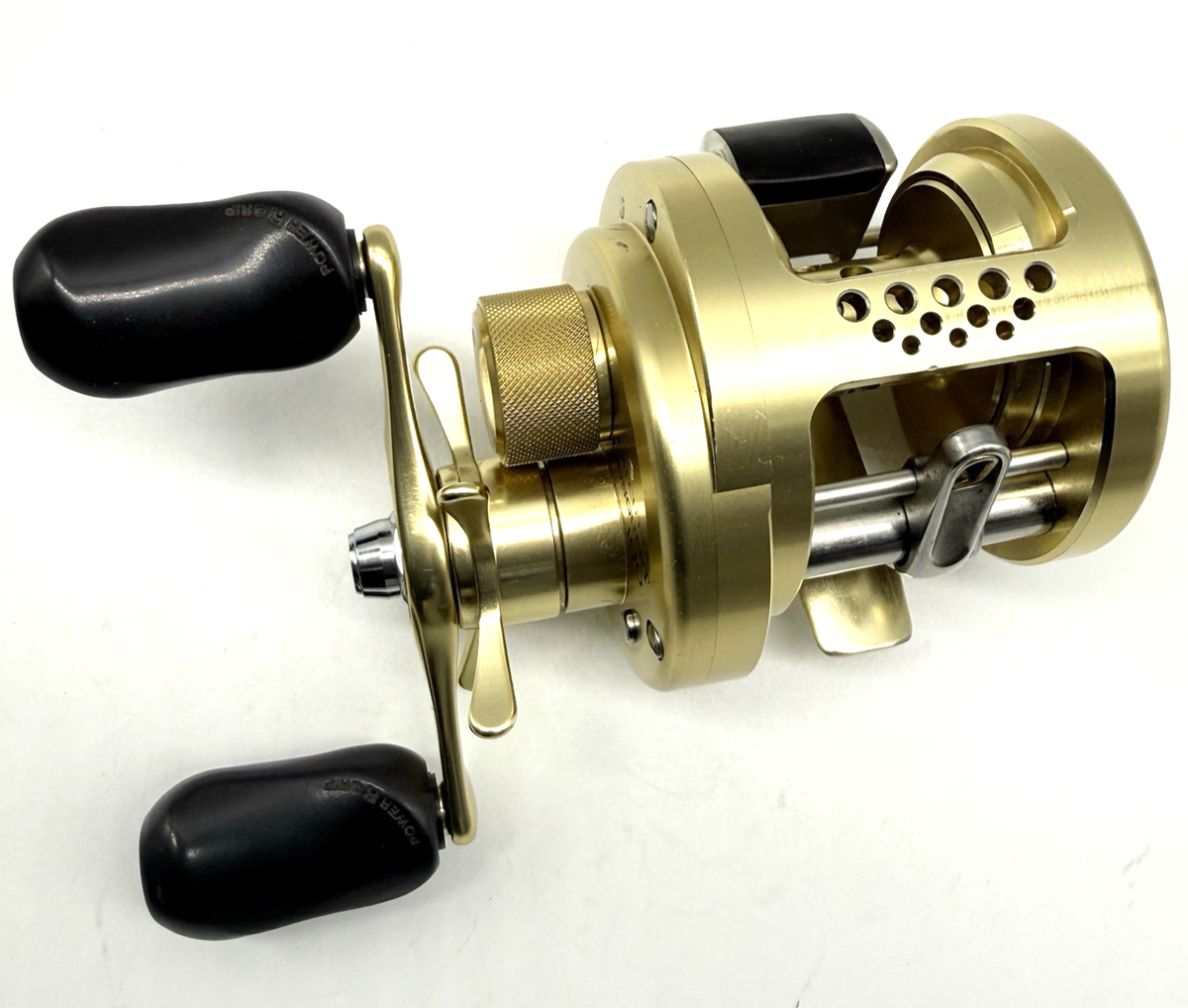 Shimano CALCUTTA CONQUEST 100 Right Handed Baitcasting Reel with