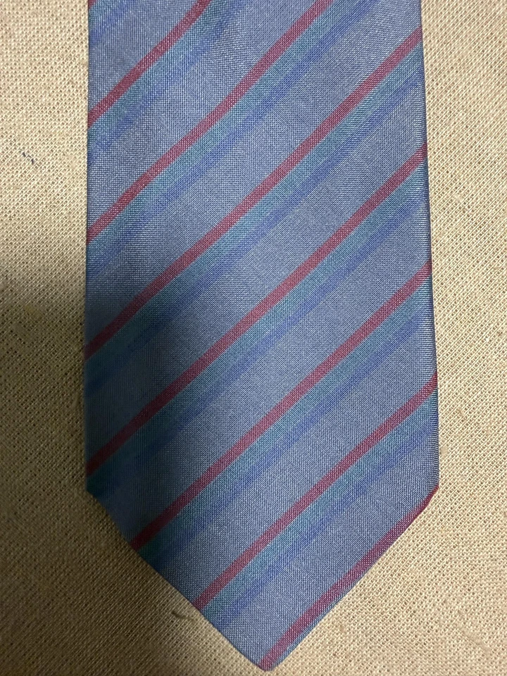 Corbata de seda Salvatore Ferragamo para hombre talla única azul rojo rayas diagonales Italia Foto 3 de 4