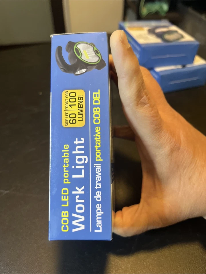 COB LED Portable Work/Flash Light W/Front & Side LEDs - New - Image 3 of 4