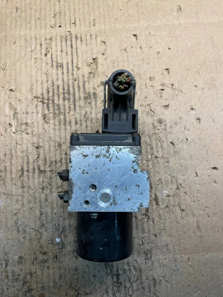 Ford F250 F350 SD 2005 2006 2007 ABS módulo de bomba de freno antibloqueo u9529 DG Foto 4 de 4