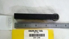 1 NEW SINGLE WHEEL STRAIGHT LINEAR KNURLING TOOL HOLDER 1/2" x 1/2" x 4" (W321)