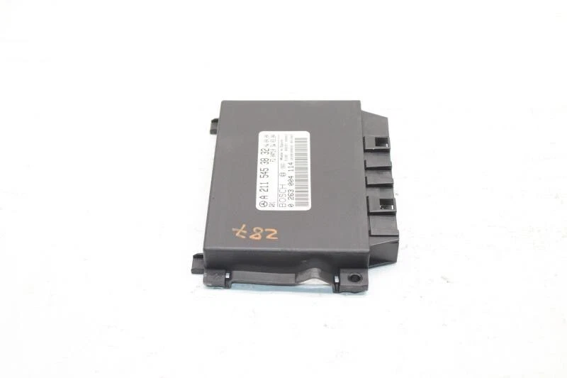 Mercedes E55 W211 2005 sedán #287 asistencia al conductor asistencia de estacionamiento Foto 3 de 4