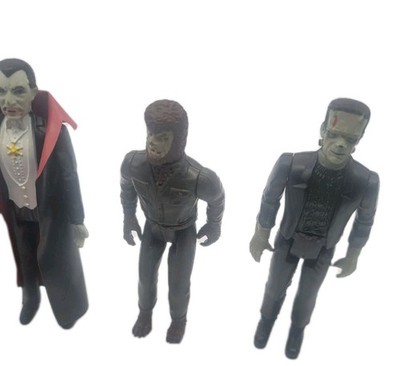 REMCO 1980 UNIVERSAL CITY Mini Monster Play Case With 6 Complete