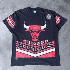 Vintage 90s Chicago Bulls T-shirt Salem Sportswear All Over Print Black Mens XL