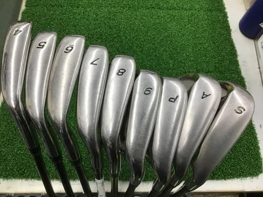 TaylorMade R7 Iron Set 4-9,Pw,Aw,Sw 9pc Flex Regular REAX 60 PLUS Graphite - Image 4 of 4