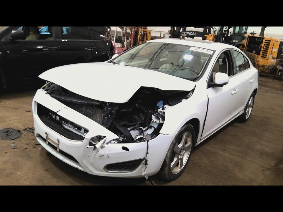 (LOCAL PICKUP ONLY) Back Glass Fits 14-18 VOLVO S60 6833791 - Imagem 4 de 4