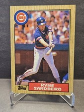 1987 Topps Ryne Sandberg Baseball Card #680 Chicago Cubs MLB Baseball HOF