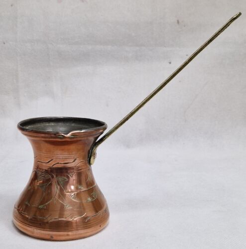 Vintage Ornate Design Copper Turkish Coffee Pot - Imagen 1 de 8