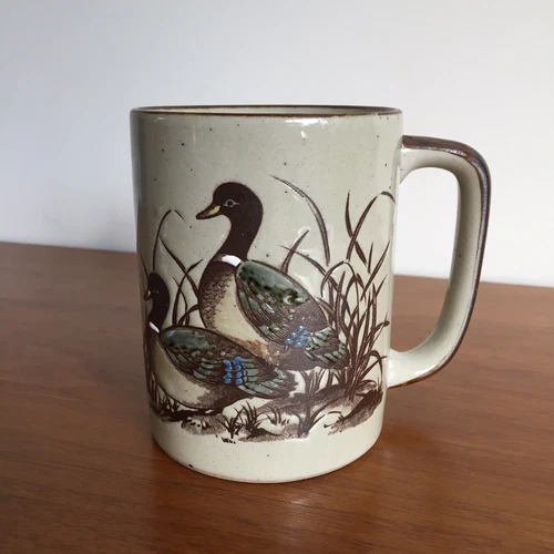 Vintage Otagiri Stoneware Mug Embossed Gray Brown Nesting Ducks Hand Painted