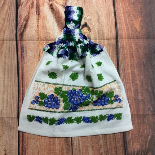 Grapes 2 Piece Kitchen Towel Set Purple Green Leaves - Picture 2 of 5