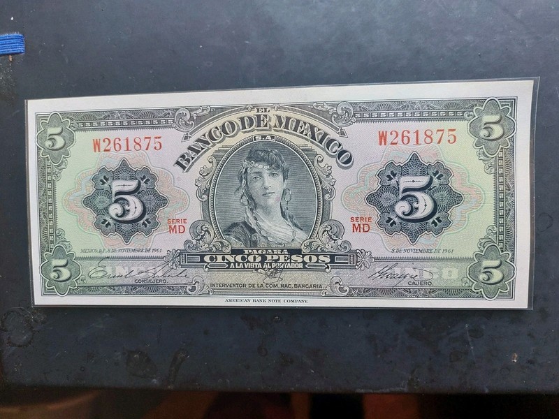 1961 CINCO PESO 5, EL BANCO DE MEXICO. UNC. FLAWLESS.!!