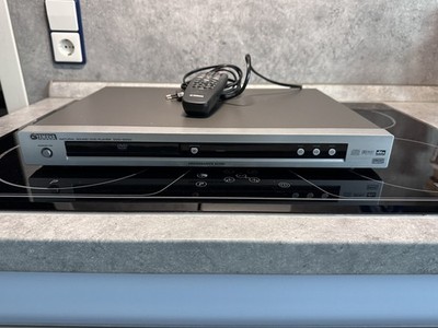 Yamaha DVD-S550 Natural Sound Silber incl. Fernbedienung 
