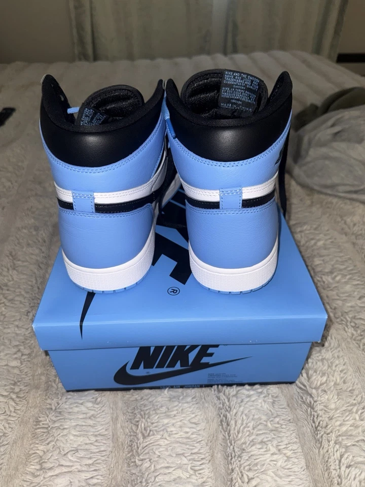 Größe 12 - Jordan 1 Retro OG High UNC Toe gebraucht einmal getragen mit Karton & zusätzlichen Schnürsenkeln - Bild 4 von 4