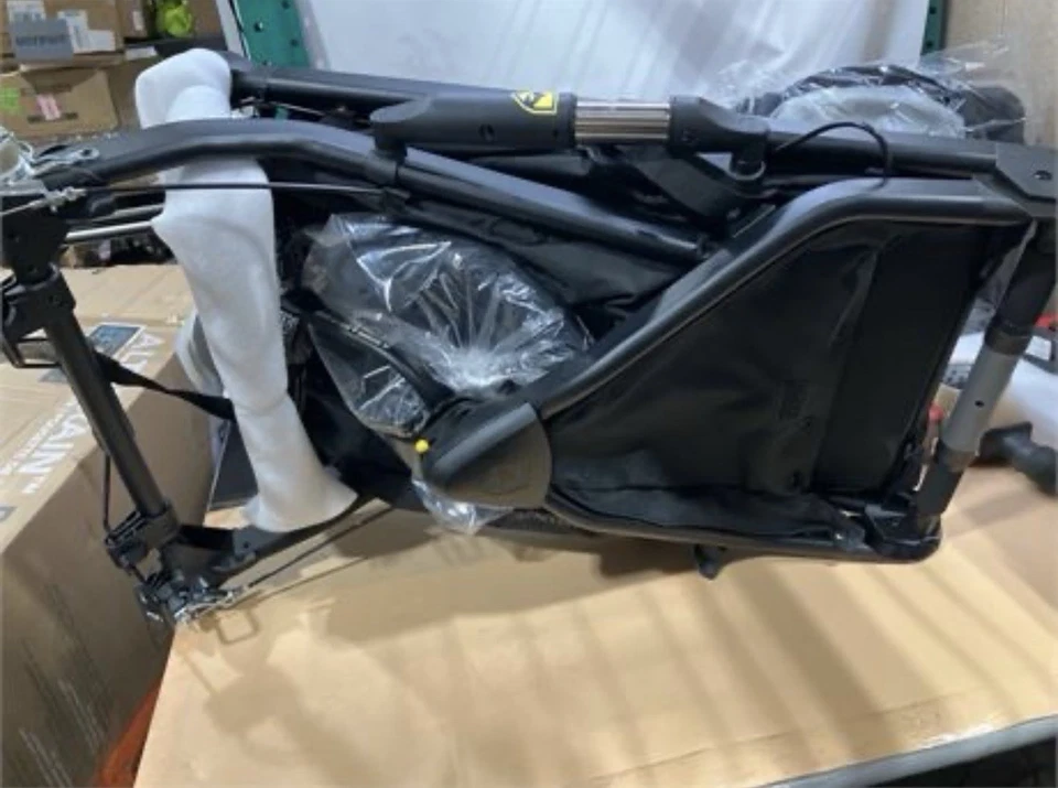 Cochecito para correr BOB Gear Alterrain Pro (negro) NUEVO Foto 4 de 4