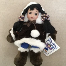 Artic Circle Enterprises Alaskan Friends Genuine Native Style Eskimo Doll