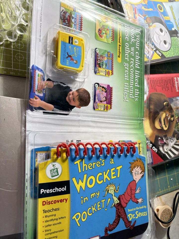 leap frog fridge phonics, thomas the train, madagascar - Image 4 of 4