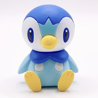 Pokemon Piplup sitzendes Maskottchen Mini Figur Pokemon Center Gacha Japan Anime