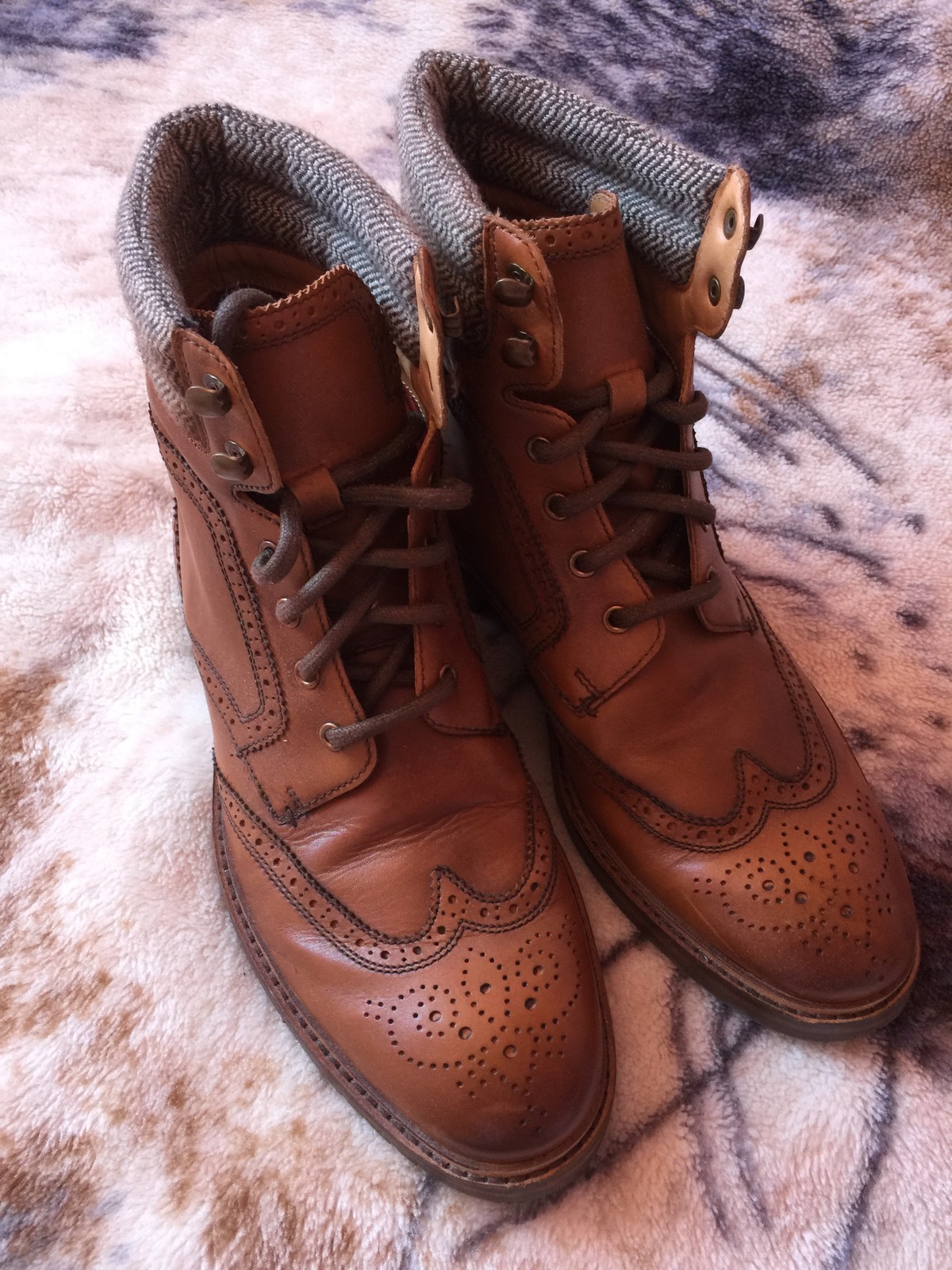 Ben Sherman Wing Tip Stiefel, Tan, Größe 7 Ben Sherman Wing Tip Stiefel, Tan, Größe 7