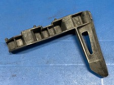 AUDI TT 8J MK2 FRONT RIGHT WING BUMPER BRACKET MOUNT GUIDE SUPPORT 8J0807184B