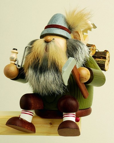 KWO Sitting Lumberjack German Christmas Incense Smoker Handcrafted in Germany - Picture 2 of 2