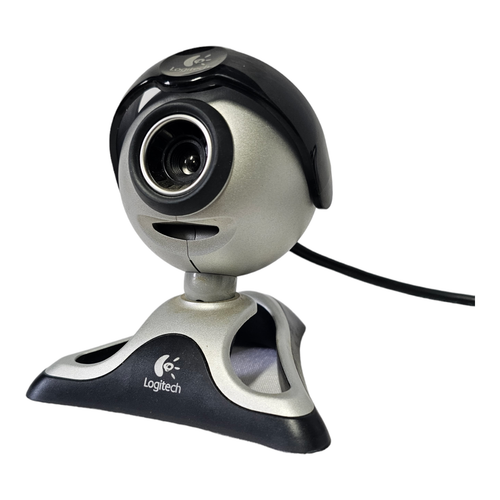Logitech Webcam with Privacy Screen - Picture 2 of 4