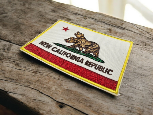 Parche bordado Fallout - New California Republic (planchado 3,25" x 2" pulgadas) - Imagen 3 de 6