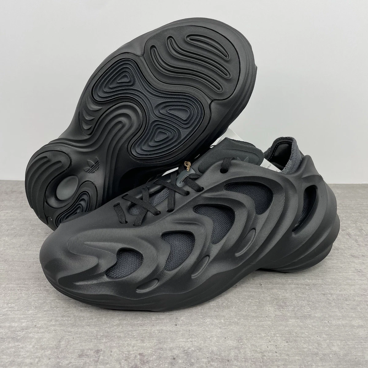 adifom q carbon black