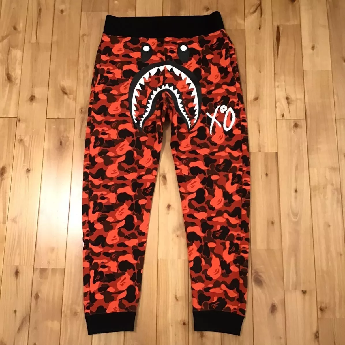 BAPE Shark sweat pants M a bathing ape The Weeknd Ape Bape red Camo  Camouflage