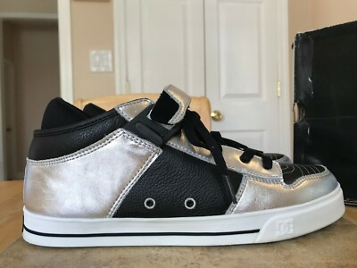 dc new shoes