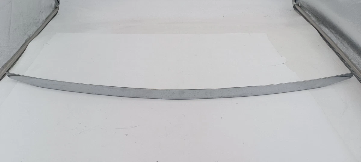 Mercedes-Benz E-Klasse W212 Heckklappenchromzierleiste A2127430182 