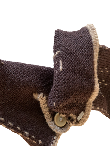 HANDARBEIT Handschuhe braun Strick elfenbein Nähstoff Knopfverschluss Einheitsgröße - Bild 9 von 9