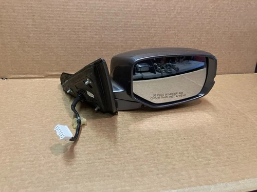 2013-2017 HONDA ACCORD SEDAN DOOR MIRROR WITH CAMERA passenger side